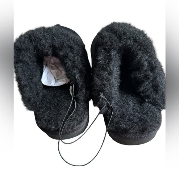 NWOB Pawz by Bearpaw MacKenzie Suede scuff slipper black size womens 6 fur lined - Picture 2 of 7